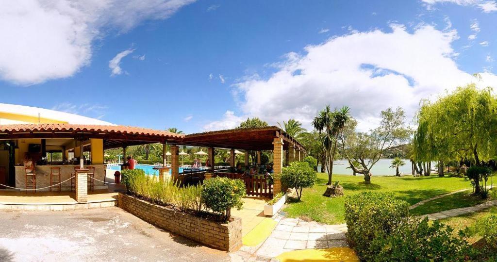 Palm Tree Corfu Apt. Danilia ภายนอก รูปภาพ