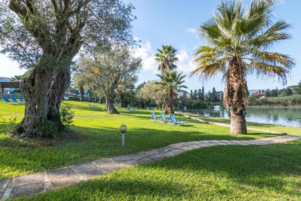 Palm Tree Corfu Apt. Danilia ภายนอก รูปภาพ
